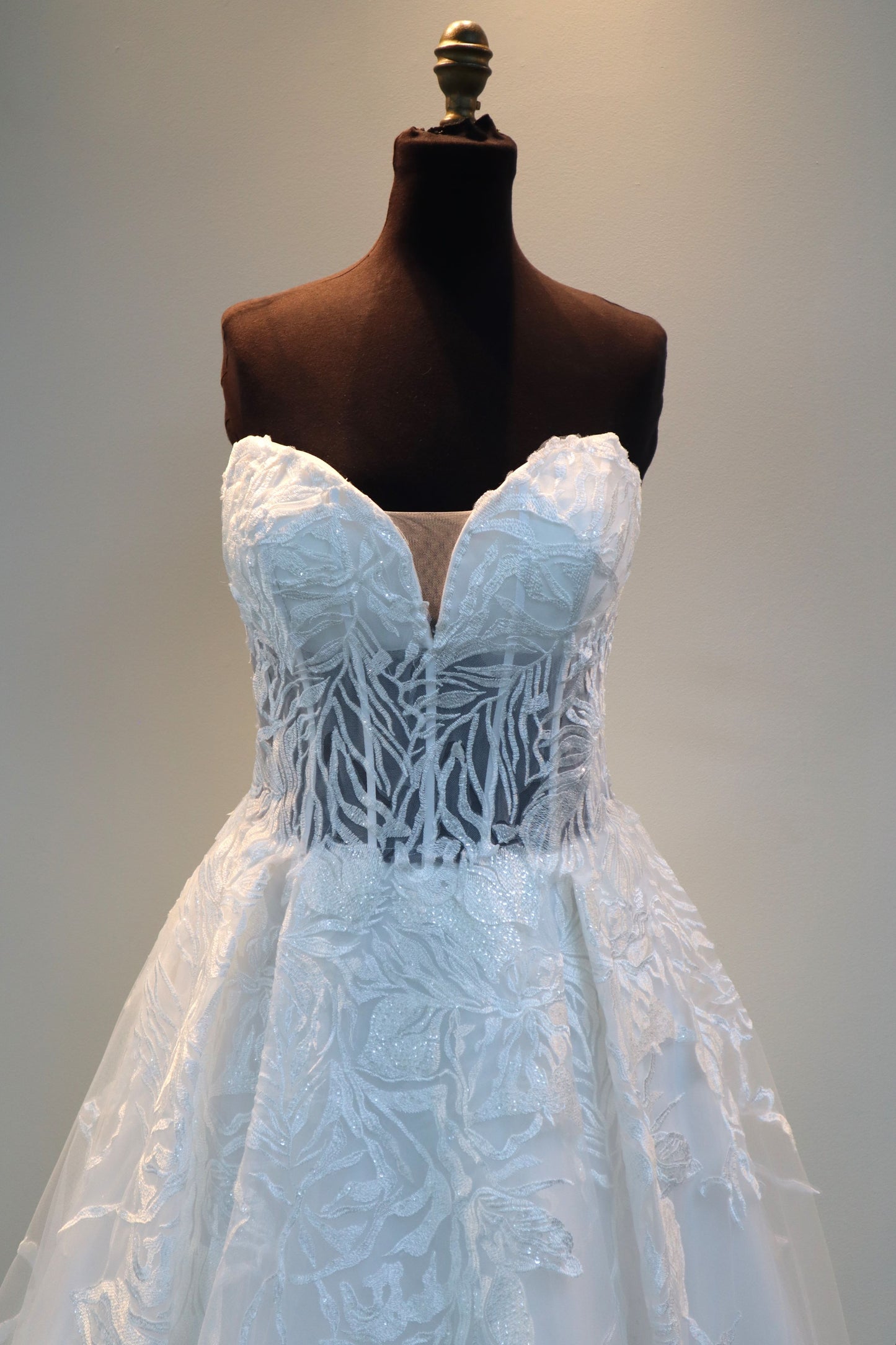 F05394B- Lace