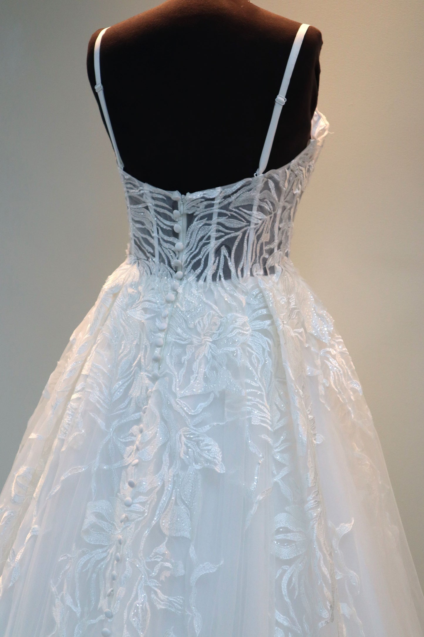 F05394B- Lace