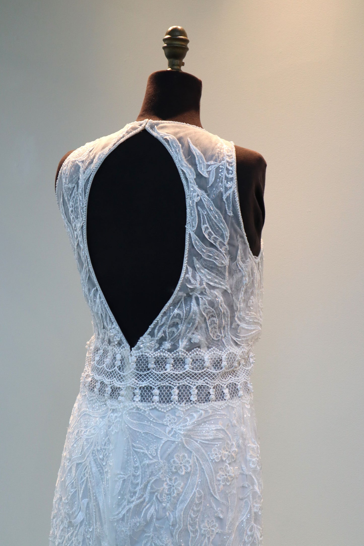 F06356B- Lace