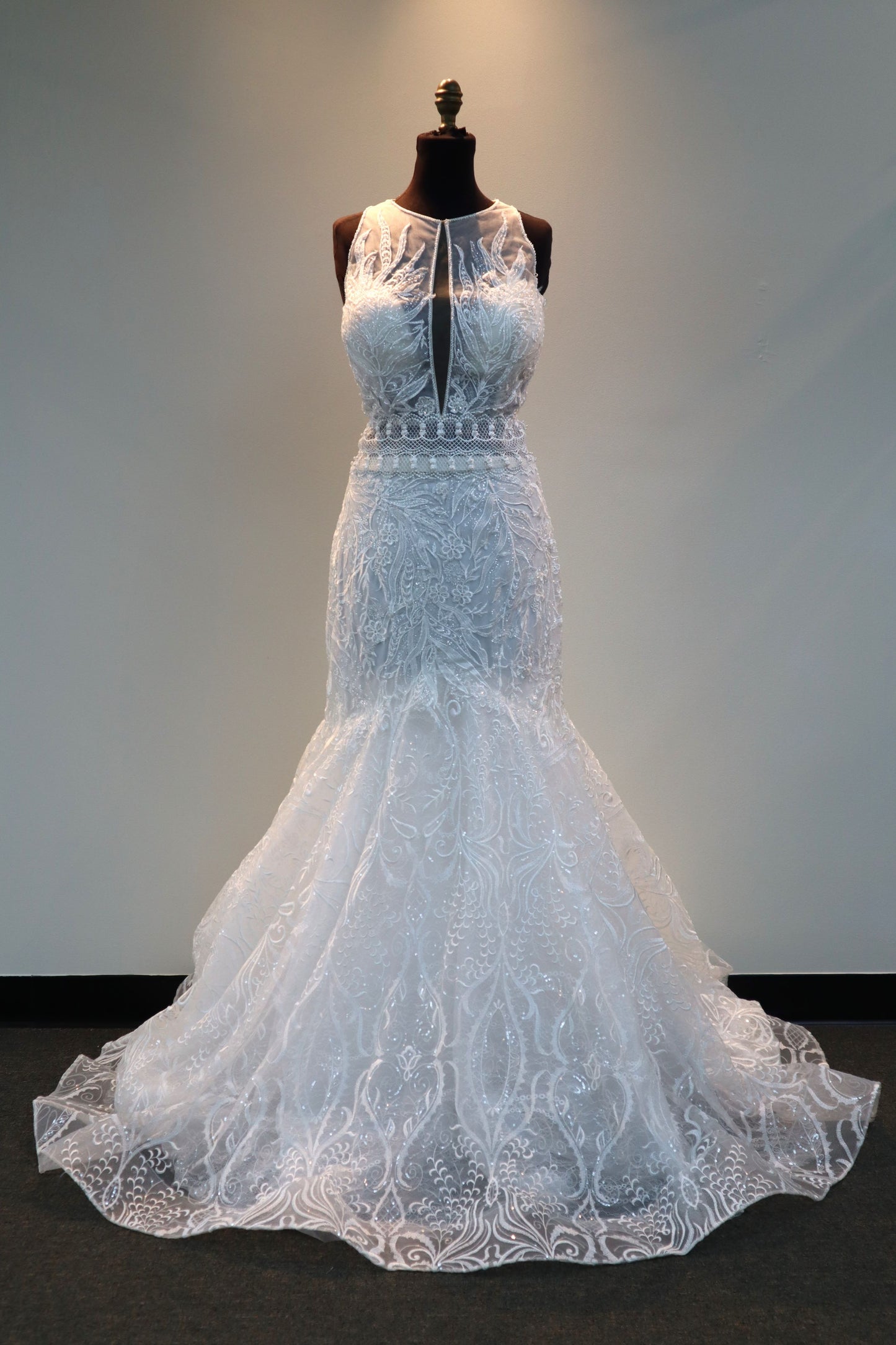 F06356B- Lace