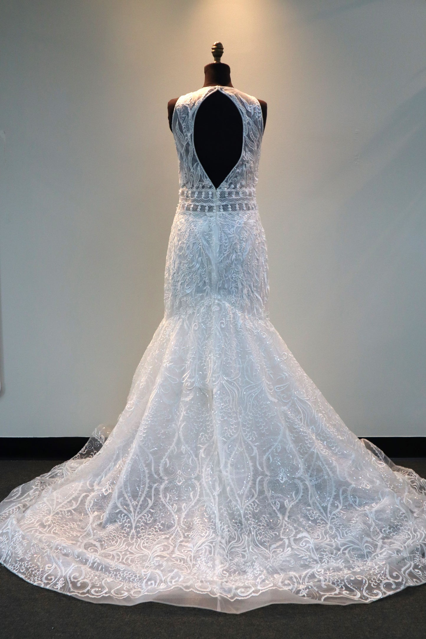 F06356B- Lace